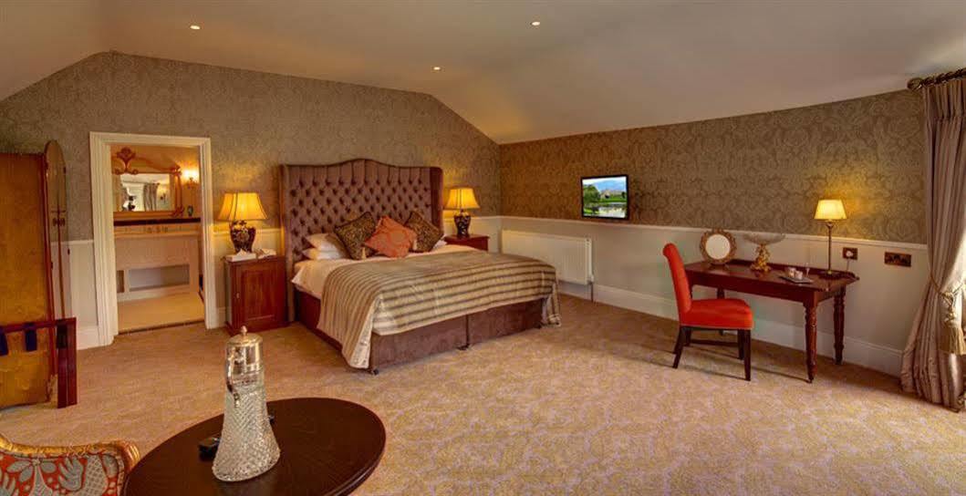 Bellingham Castle Hotell Dundalk Exteriör bild