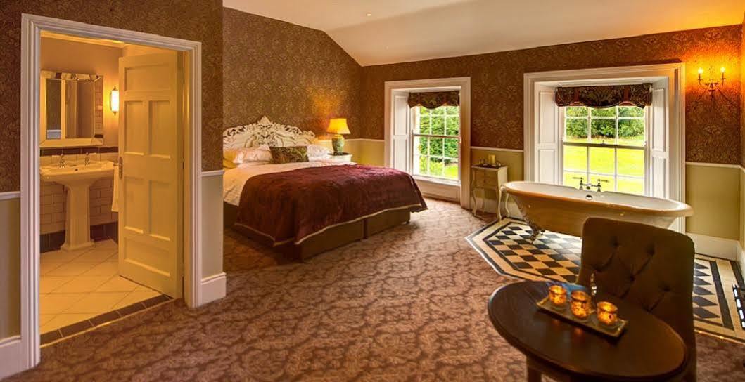 Bellingham Castle Hotell Dundalk Exteriör bild